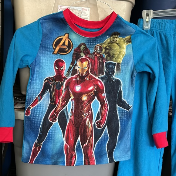 Marvel Advengers Infinity War 2 piece Blue Pajama Set Fleece Ironman Antman 6/7 - Picture 4 of 16